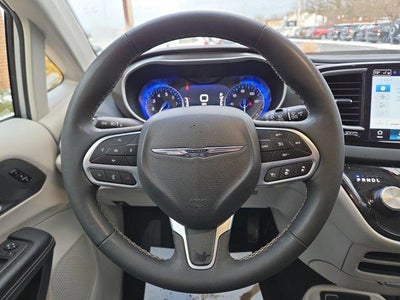 2024 Chrysler Pacifica Touring L FWD