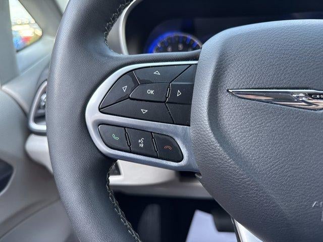 2023 Chrysler Pacifica Touring L FWD