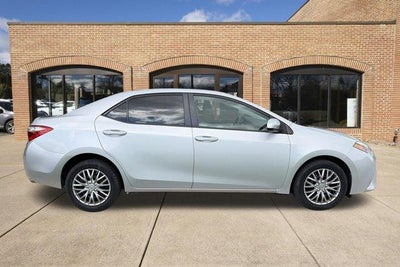 2016 Toyota Corolla 4dr Sdn CVT Auto LE (Natl)