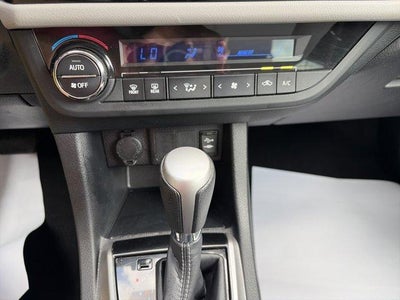 2016 Toyota Corolla 4dr Sdn CVT Auto LE (Natl)
