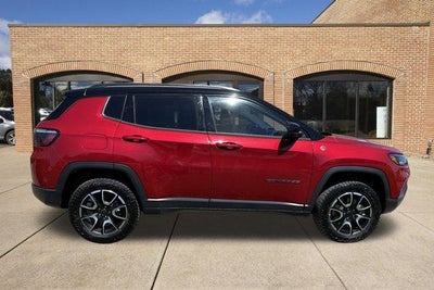 2025 Jeep Compass Trailhawk 4x4