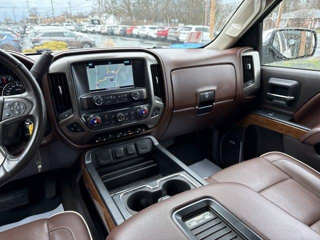 2016 Chevrolet Silverado 1500 Crew Cab Short Box 4-Wheel Drive High Country