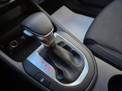 2024 Kia Forte LXS IVT