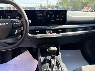 2025 Kia K4 LXS FWD