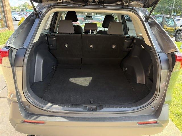 2025 Toyota RAV4 Hybrid XLE AWD (Natl)