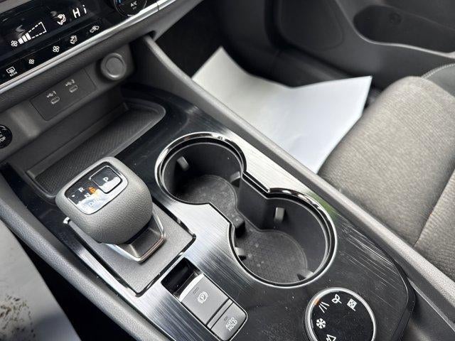 2025 Nissan Rogue AWD SV