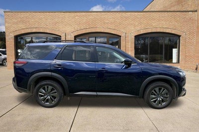 2025 Nissan Pathfinder SV 4WD