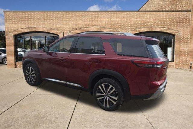 2022 Nissan Pathfinder Platinum 4WD