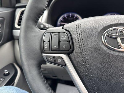 2016 Toyota Highlander AWD 4dr V6 Limited (Natl)