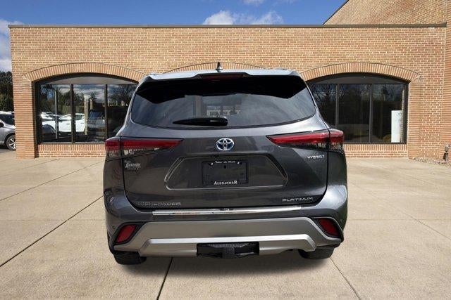 2023 Toyota Highlander Hybrid Platinum AWD (Natl)