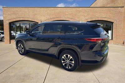 2020 Toyota Highlander XLE AWD (Natl)