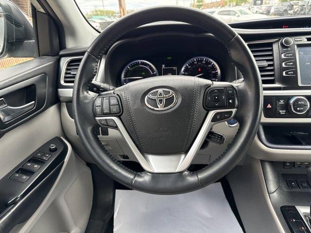 2019 Toyota Highlander Hybrid XLE V6 AWD (Natl)