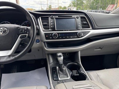 2019 Toyota Highlander Hybrid XLE V6 AWD (Natl)