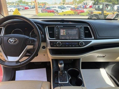 2015 Toyota Highlander AWD 4dr V6 XLE (Natl)