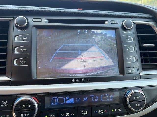 2015 Toyota Highlander AWD 4dr V6 XLE (Natl)
