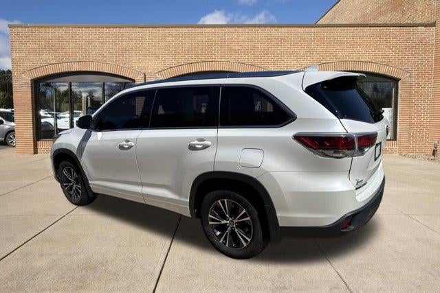 2016 Toyota Highlander AWD 4dr V6 XLE (Natl)