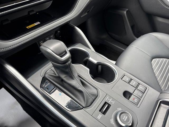 2025 Toyota Highlander XSE AWD (Natl)