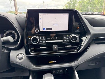 2025 Toyota Highlander XSE AWD (Natl)
