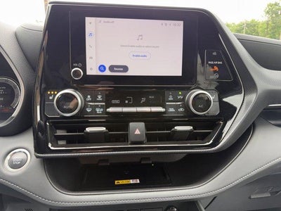 2025 Toyota Highlander XSE AWD (Natl)