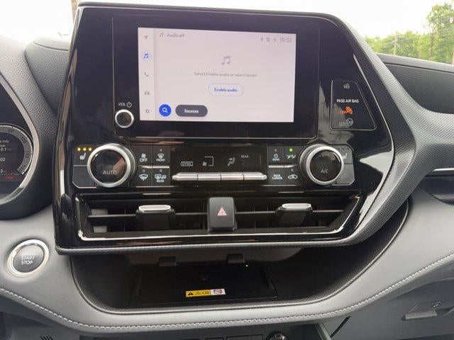 2025 Toyota Highlander XSE AWD (Natl)