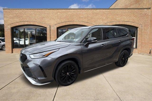 2025 Toyota Highlander XSE AWD (Natl)