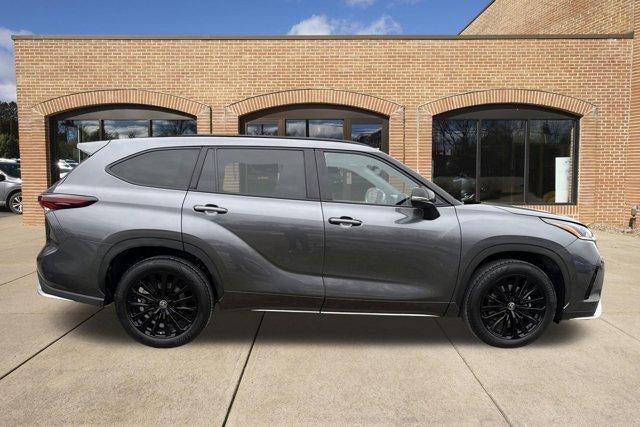 2025 Toyota Highlander XSE AWD (Natl)