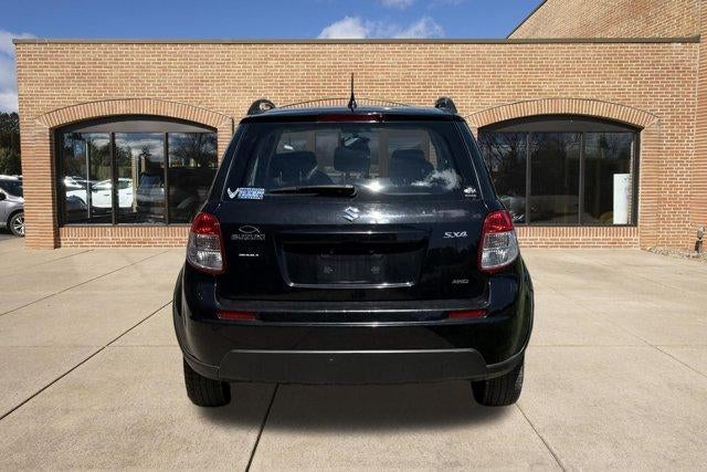 2011 Suzuki SX4 5dr HB CVT Crossover Premium AWD
