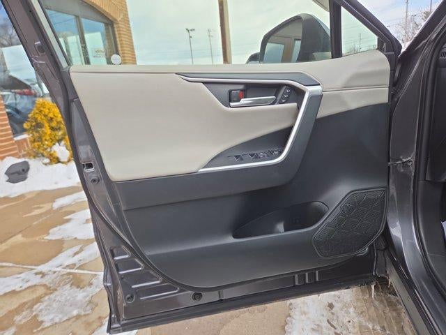 2019 Toyota RAV4 Limited AWD (GS)