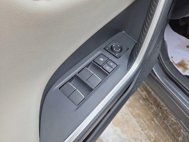 2019 Toyota RAV4 Limited AWD (GS)