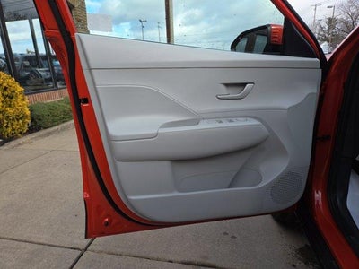 2025 Hyundai KONA SE AWD