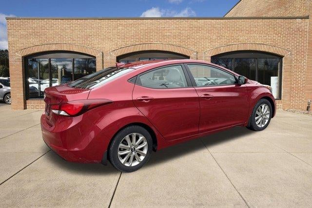 2016 Hyundai ELANTRA 4dr Sdn Auto SE