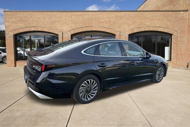 2025 Hyundai SONATA Hybrid Limited FWD