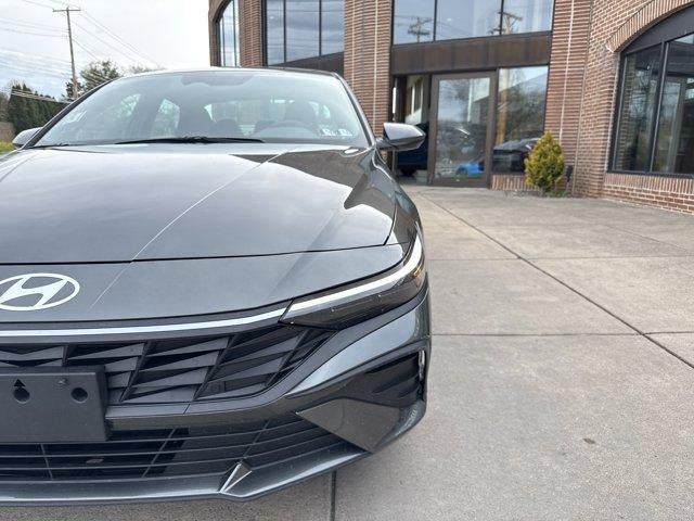 2024 Hyundai ELANTRA SEL IVT