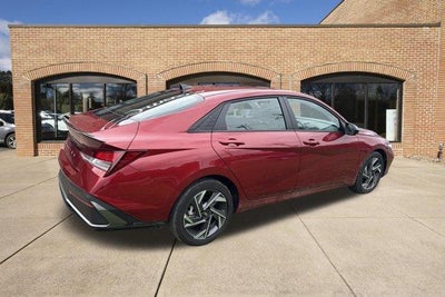 2025 Hyundai ELANTRA SEL Sport IVT