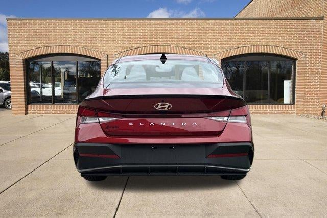 2025 Hyundai ELANTRA SEL Sport IVT