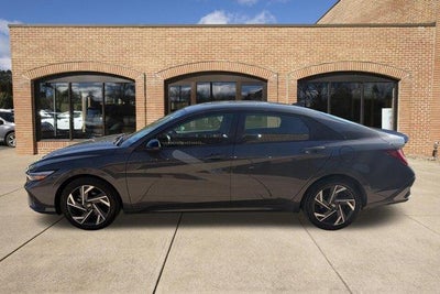 2025 Hyundai ELANTRA HYBRID SEL Sport DCT