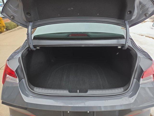 2025 Hyundai ELANTRA SEL Convenience IVT