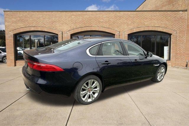 2017 Jaguar XF 35t Premium RWD