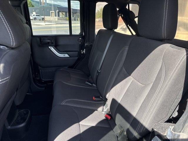 2017 Jeep Wrangler Unlimited Sahara 4x4