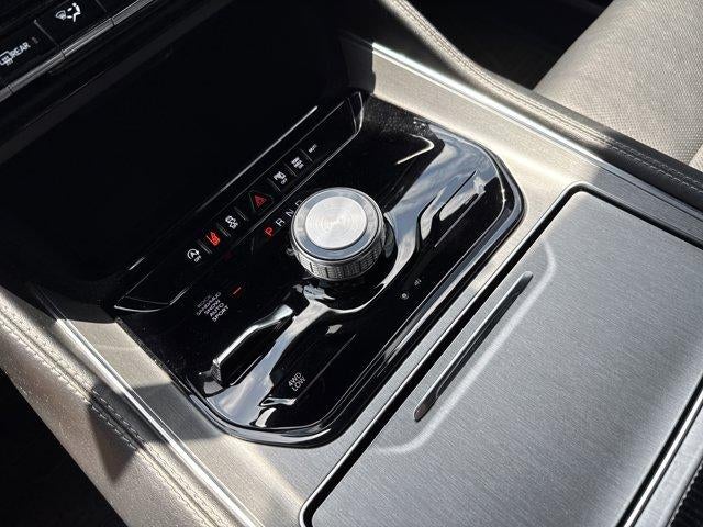 2024 Jeep Wagoneer Series II Carbide 4x4
