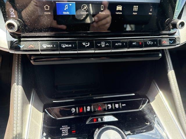 2024 Jeep Wagoneer Series II Carbide 4x4