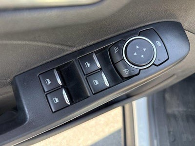 2022 Ford Escape Titanium Hybrid AWD