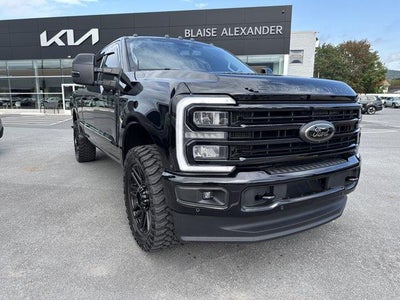 2025 Ford Super Duty F-250 SRW LARIAT 4WD Crew Cab 6.75' Box
