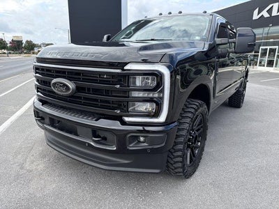 2025 Ford Super Duty F-250 SRW LARIAT 4WD Crew Cab 6.75' Box