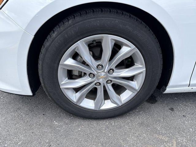 2023 Chevrolet Malibu 4dr Sdn 1LT