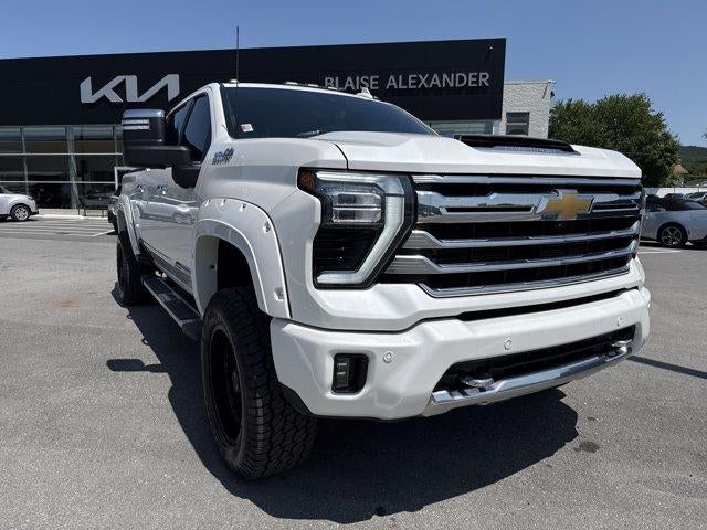 2024 Chevrolet Silverado 2500 HD Crew Cab Standard Box 4-Wheel Drive High Country