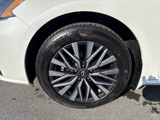 2023 Nissan Altima 2.5 SV AWD Sedan