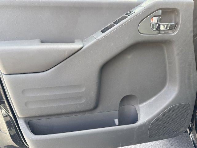 2021 Nissan Frontier Crew Cab 4x4 SV Auto