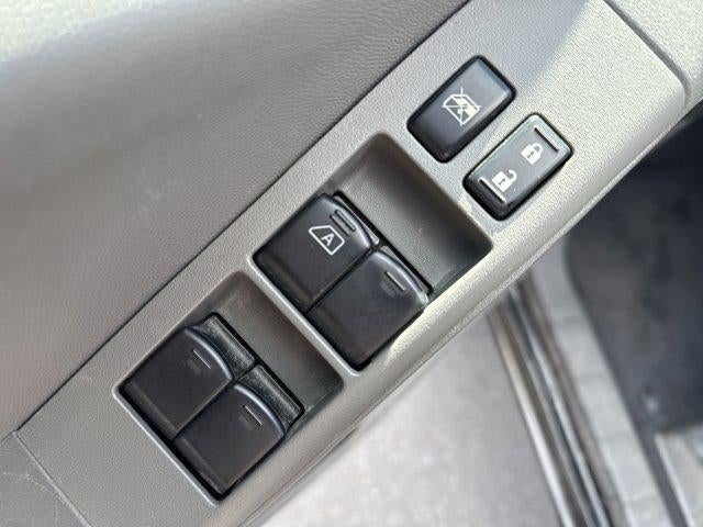 2021 Nissan Frontier Crew Cab 4x4 SV Auto