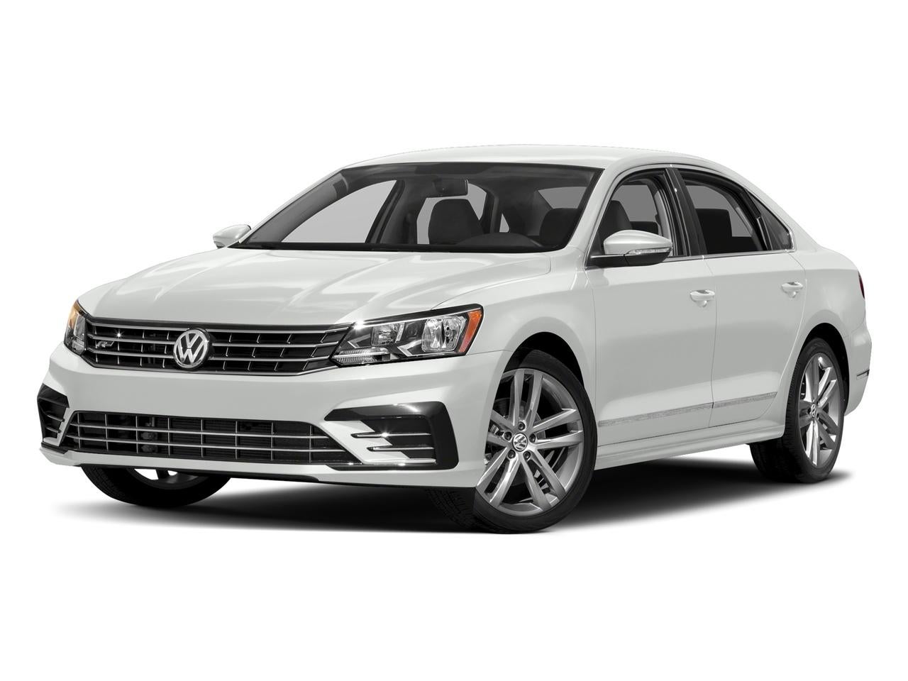 2017 Volkswagen Passat R-Line w/Comfort Pkg Auto